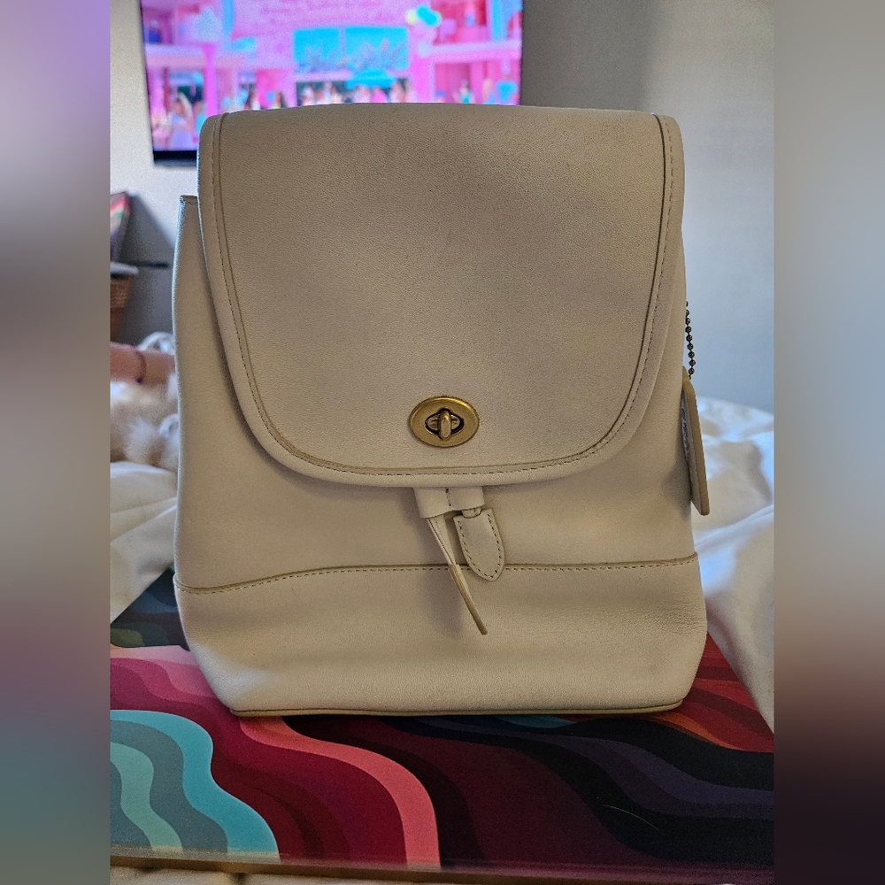 Coach Turnlock Backpack 3334